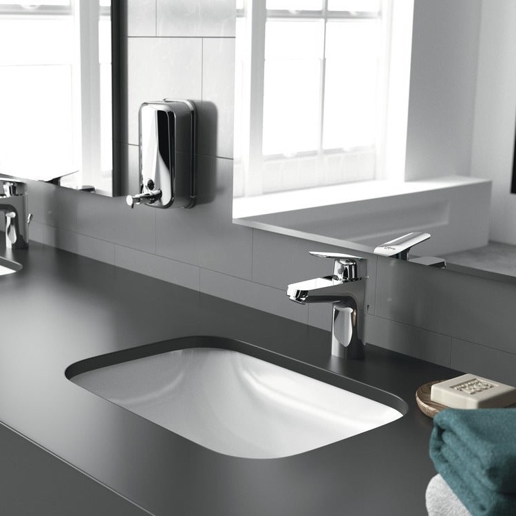 Immagine di Ideal Standard CONNECT lavabo rettangolare da incasso sottopiano totale L.42 cm, con troppopieno, colore bianco E505601
