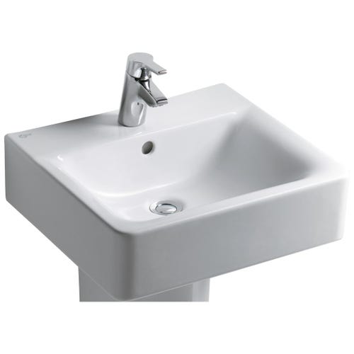 Immagine di Ideal Standard CONNECT lavabo Cube L.65 cm, monoforo, con troppopieno, colore bianco E772901