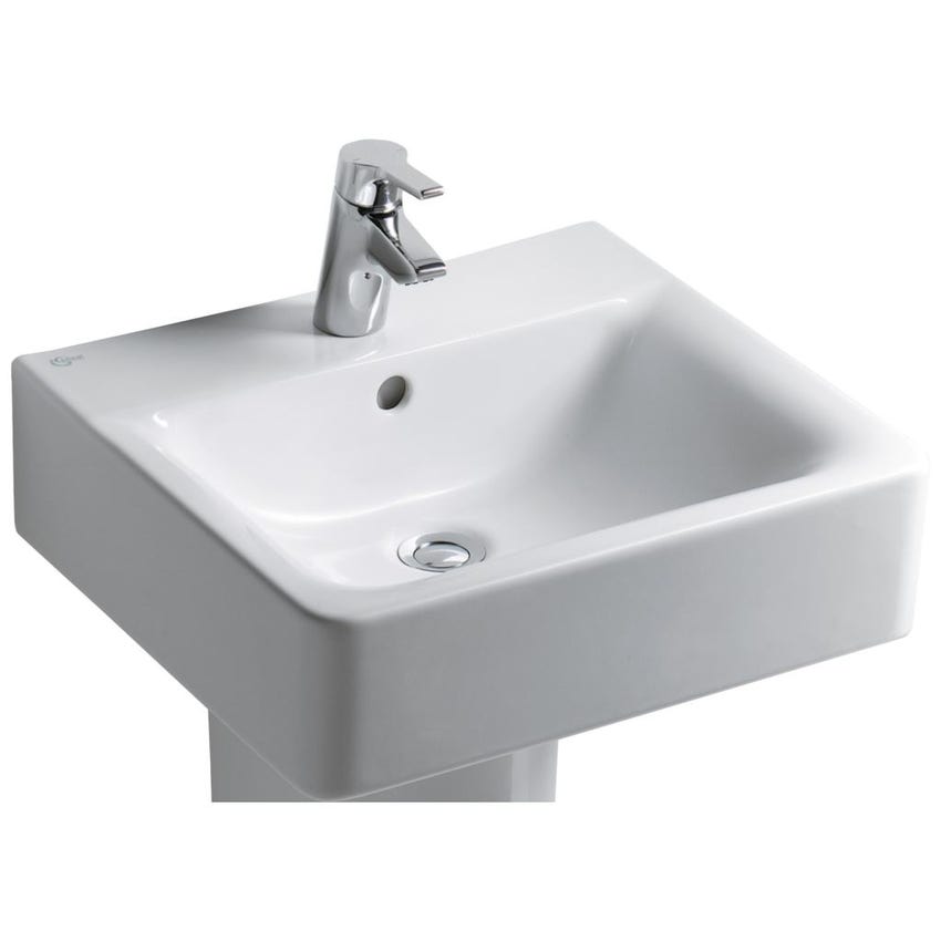 Immagine di Ideal Standard CONNECT lavabo Cube L.65 cm, monoforo, con troppopieno, colore bianco E772901