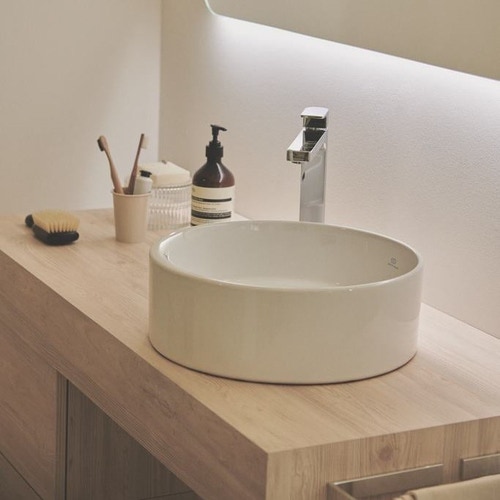 Immagine di Ideal Standard STRADA II lavabo rotondo da appoggio Ø 38 cm, con troppopieno, colore bianco T292901