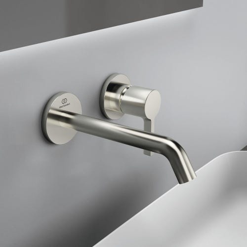 Immagine di Ideal Standard soluzione bagno doppio lavabo 60 cm su mensola 180 cm, colore bianco finitura lucido, doccia rettangolare 120x90 cm, colore grigio cemento finitura pietra opaco, rubinetteria finitura silver storm SING10