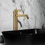 Immagine di Ideal Standard JOY miscelatore monocomando lavabo da appoggio H.31 cm, con scarico, finitura brushed gold BC781A2