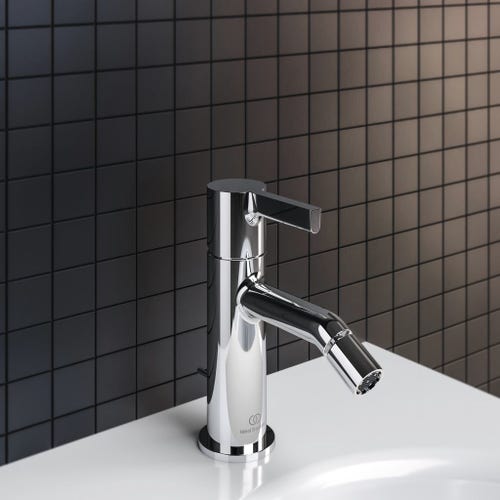 Immagine di Ideal Standard JOY miscelatore monocomando bidet, con scarico, finitura cromo BC784AA