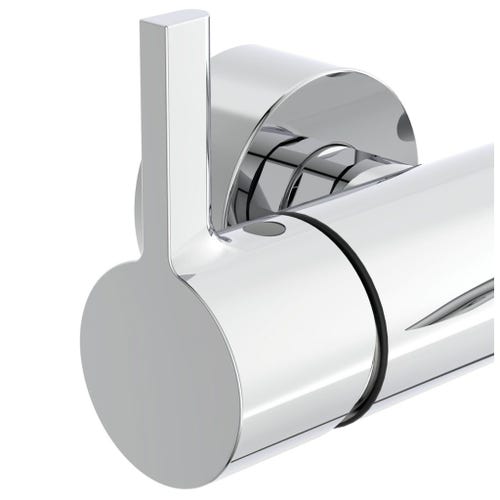 Immagine di Ideal Standard JOY miscelatore monocomando esterno per vasca/doccia, con doccetta a 1 funzione, supporto fisso a muro e flessibile 160 cm, finitura cromo BC787AA