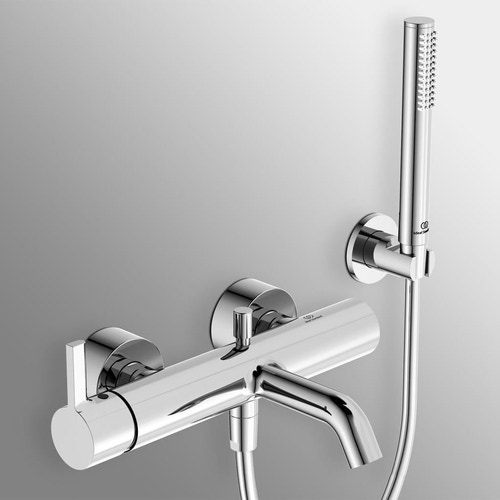 Immagine di Ideal Standard JOY miscelatore monocomando esterno per vasca/doccia, con doccetta a 1 funzione, supporto fisso a muro e flessibile 160 cm, finitura cromo BC787AA