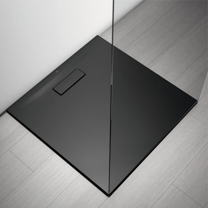 Immagine di Ideal Standard ULTRAFLAT NEW piatto doccia quadrato 80 cm, in acrilico, colore nero finitura opaco T4466V3