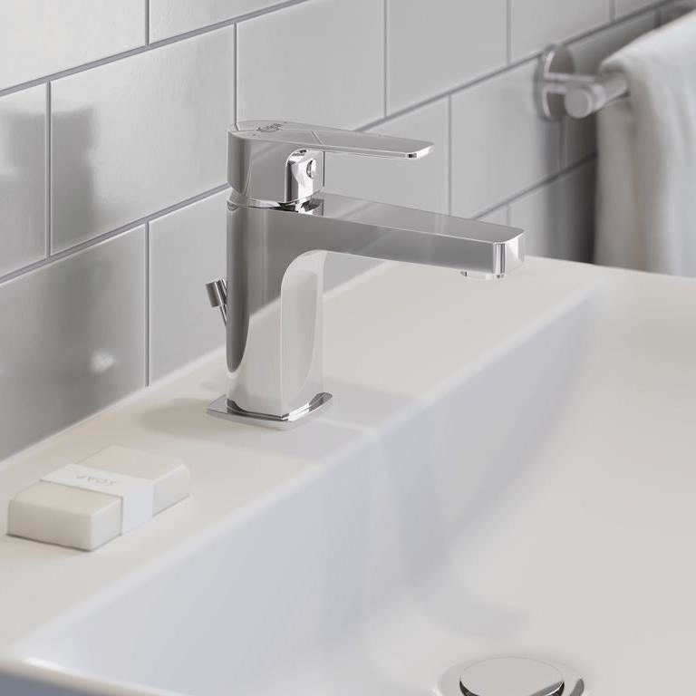 Immagine di Ideal Standard CERAFINE D miscelatore monocomando per lavabo H.14 cm, con asta di comando e scarico piletta da 1-1/4", finitura cromo BC685AA