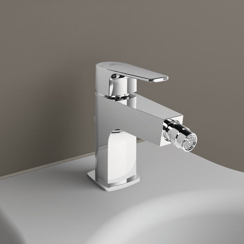 Immagine di Ideal Standard CERAFINE D miscelatore monocomando bidet, con scarico, finitura cromo BC691AA