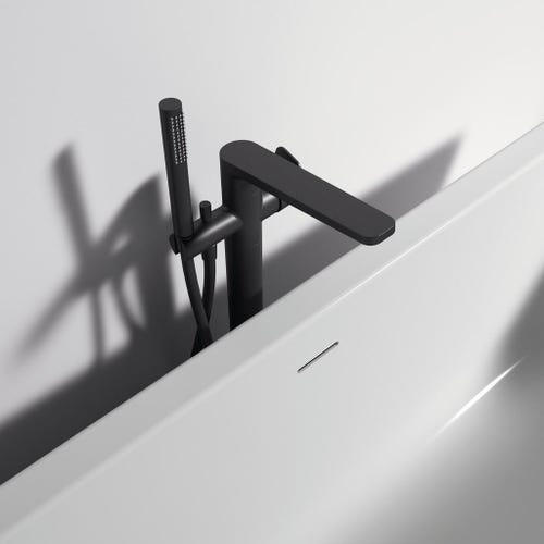 Immagine di Ideal Standard TONIC II gruppo miscelatore da appoggio per vasca centro stanza, colore nero finitura opaco A6347XG