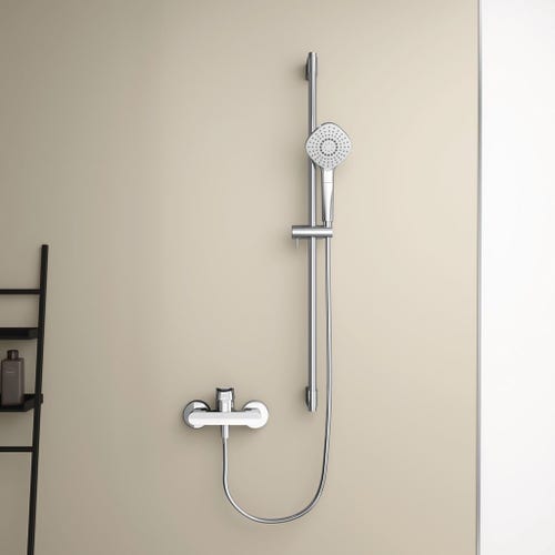 Immagine di Ideal Standard IDEALRAIN EVO asta doccia Diamond da 90 cm, doccetta da 11 cm con sistema anticalcare, finitura cromo B2238AA