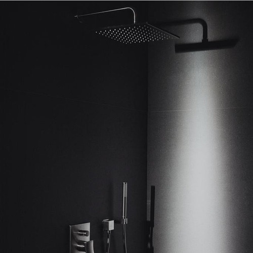 Immagine di Ideal Standard IDEALRAIN braccio a parete P.30 cm, finitura magnetic grey B9444A5