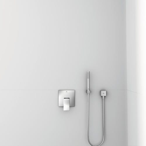 Immagine di Ideal Standard Gomito a muro con valvola di ritegno e con connessione G1/2", finitura cromo BC772AA