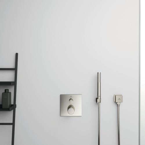 Immagine di Ideal Standard Gomito a muro con valvola di ritegno e con connessione G1/2", finitura silver storm BC772GN