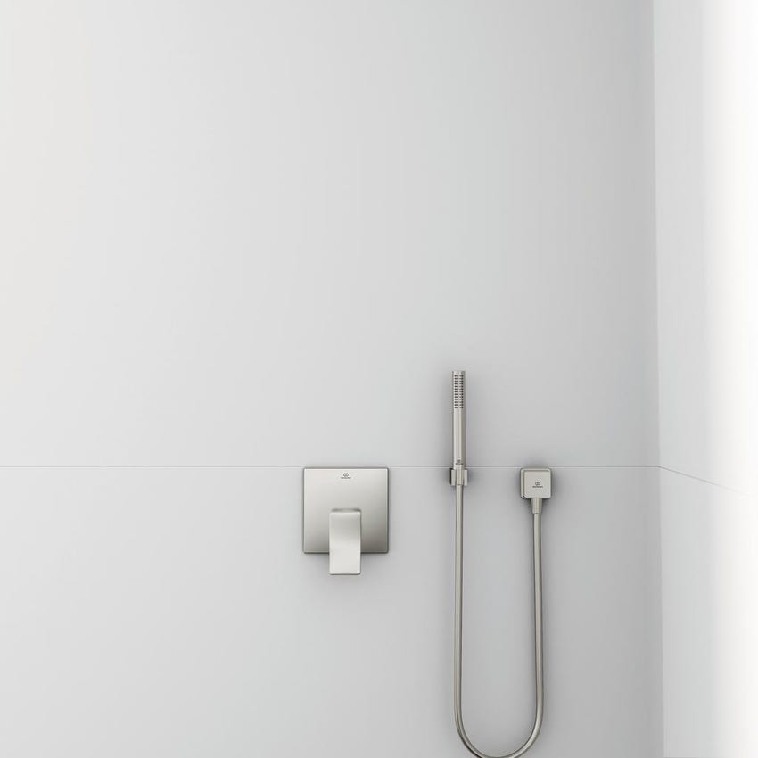 Immagine di Ideal Standard Gomito a muro con valvola di ritegno e con connessione G1/2", finitura silver storm BC772GN