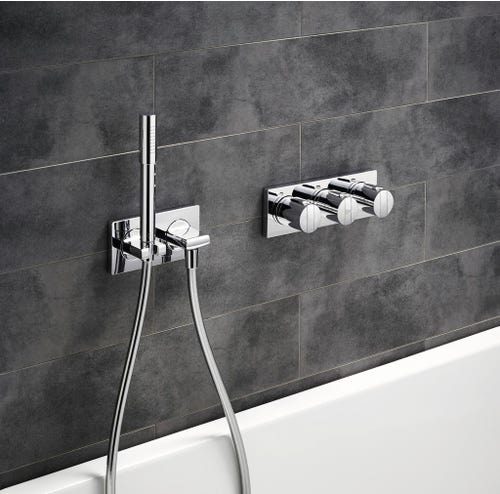 Immagine di Ideal Standard Tubo flessibile per doccette L.125 cm, materiale plastico ed effetto metallico A3306AA