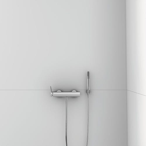 Immagine di Ideal Standard Tubo flessibile per doccette L.160 cm, materiale plastico ed effetto metallico A3330AA