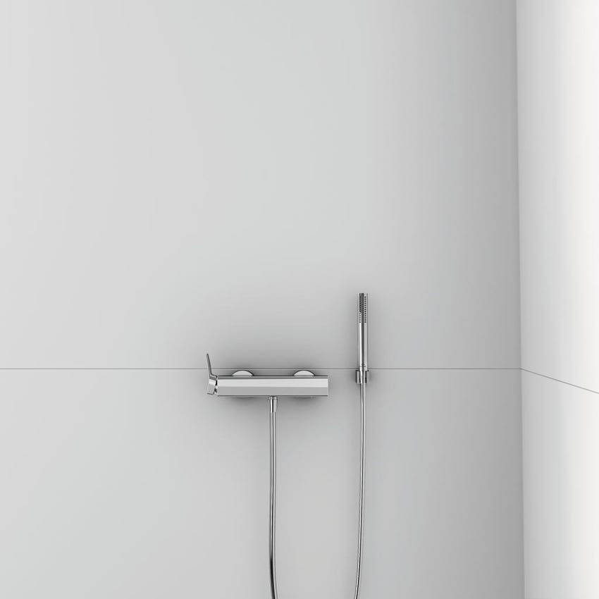 Immagine di Ideal Standard Tubo flessibile per doccette L.160 cm, materiale plastico ed effetto metallico A3330AA