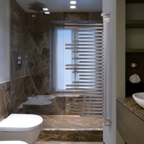 Immagine di Deltacalor MOVESYSTEM scaldasalviette 28 tubi, H.154 cm, finitura cromo FSG1500C-9HP400C-9HP500C-10HP600C