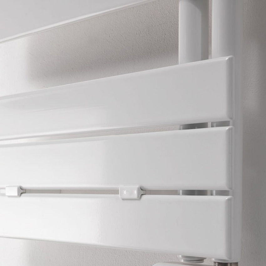 Immagine di Deltacalor FLAG ELECTRIC scaldasalviette H.152,2 L.50 cm, colore bianco FAD2144050TB