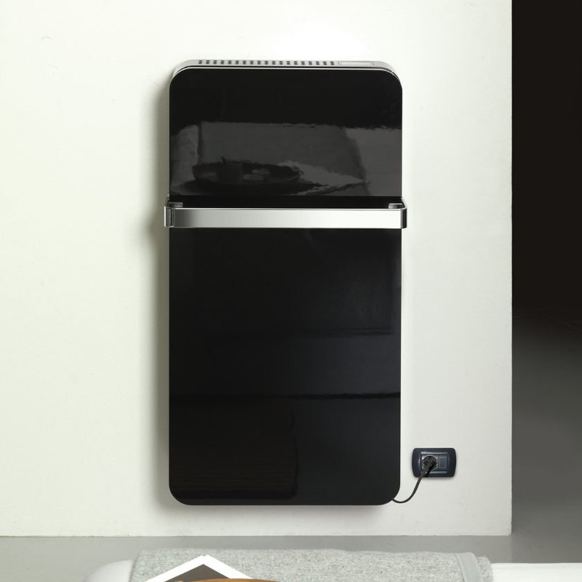 Immagine di Deltacalor VALET radiatore con la funzione di scaldasalviette H.100 L.52 cm, colore nero, con maniglione finitura satinato VLT100050YR