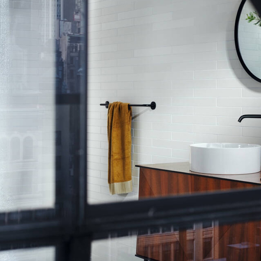 Immagine di Axor UNIVERSAL CIRCULAR sbarra porta asciugamano L.60 cm, colore nero finitura opaco 42860670