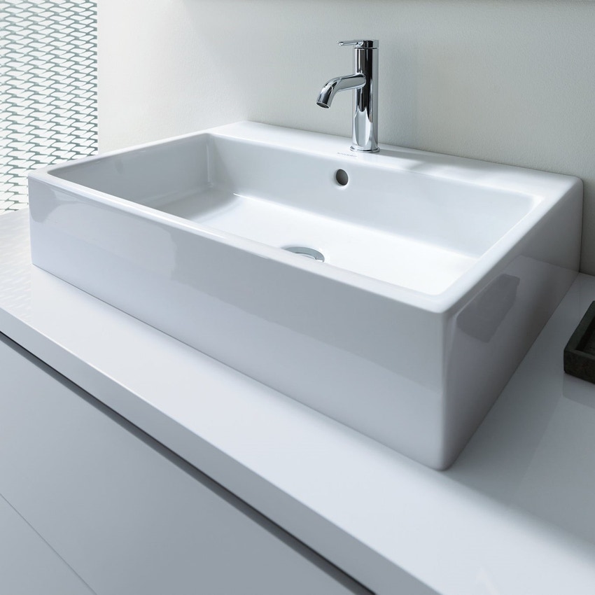 Immagine di Duravit VERO AIR bacinella da appoggio soprapiano 60 cm, monoforo, con rettifica, senza troppopieno, con bordo per rubinetteria, parte posteriore smaltata, colore bianco 2352600041