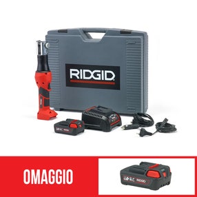 Immagine di Ridgid RP 219 Pressatrice a batteria senza ganasce con caricabatterie veloce da 230 V, batteria a Li-Ion 18 V 2.5 Ah e cassetta di trasporto + omaggio batteria 2.5 Ah 18 V Li-Ion 69073+56513