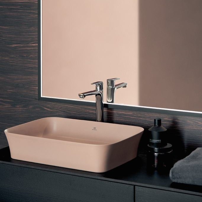 Immagine di Ideal Standard CONNECT AIR miscelatore monocomando da appoggio su piano, con asta di comando e scarico piletta, finitura cromo A7025AA