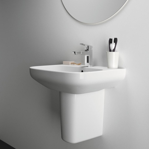 Immagine di Ideal Standard I.LIFE A lavabo sospeso o da appoggio L.65 cm, monoforo, con troppopieno, colore bianco finitura lucido T451001