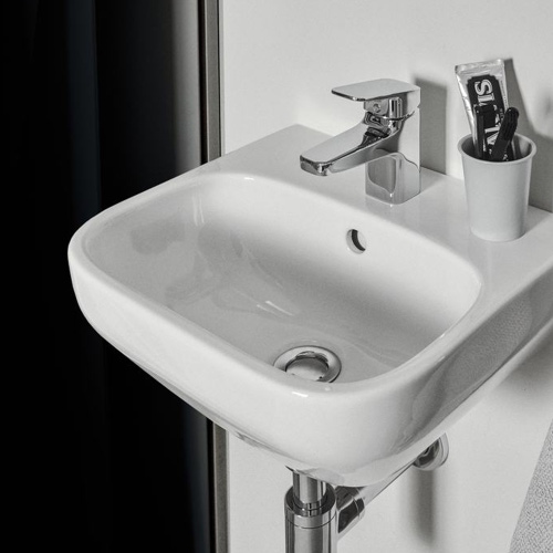 Immagine di Ideal Standard I.LIFE A lavamani L.40 cm, monoforo, con troppopieno, colore bianco finitura lucido T451401