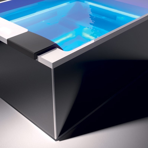 Immagine di Treesse GHOST PLUS SHADOW minipiscina idromassaggio L.200 P.160 H.82 cm, con Ghost System Plus, comando digitale, pannellatura nero satinato, copertura termica antracite e cuscino piccolo V360V-N22GPS-V360CTGR-252CUP