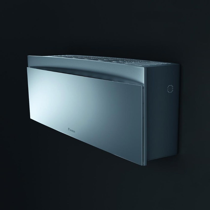 Immagine di Daikin EMURA R32 Climatizzatore a parete trial split inverter Wi-Fi silver | unità esterna 7.8 kW unità interne 18000+18000+18000 BTU 5MXM90A9+FTXJ[50|50|50]AS