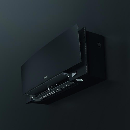 Immagine di Daikin EMURA R32 Climatizzatore a parete trial split inverter Wi-Fi black | unità esterna 6.8 kW unità interne 7000+7000+7000 BTU 4MXM68A9+FTXJ[20|20|20]AB