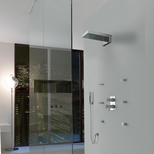 Immagine di Bossini CUBE duplex doccia con supporto fisso, flessibile 150 cm in ottone doppia aggraffatura e presa acqua, finitura cromo C50001C00030004