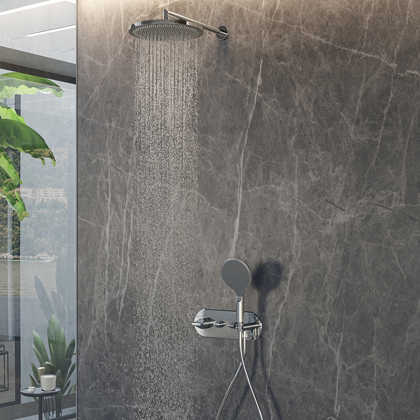 Immagine di Bossini APICE set composto da soffione Ø 28 cm e braccio doccia ad angolo P.35 cm, finitura cromo H70430H00030005