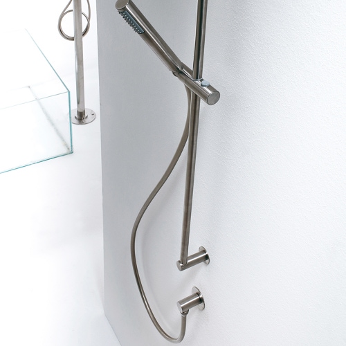 Immagine di Bossini ZEN asta doccia in acciaio, con doccetta in acciaio inox e flessibile Cromolux 150 cm, finitura inox IND002P00075005