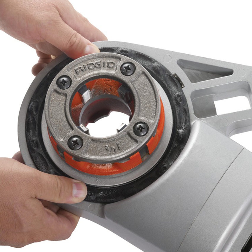 Immagine di Ridgid 690-I, Filettatrice elettrica portatile con staffa di supporto, cassetta di trasporto e testa portapettini (1/2" - 2") 44933