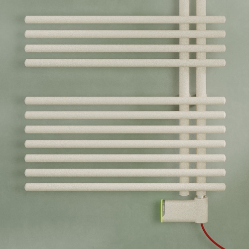 Immagine di Irsap FUNKY_S ELETTRICO scaldasalviette con collettore lato destro, 36 tubi, 4 intervalli, H.184,2 L.60 P.6,2 cm, controllo elettronico Wi-Fi, colore nero finitura opaco YRG060EK1IR01NNN01