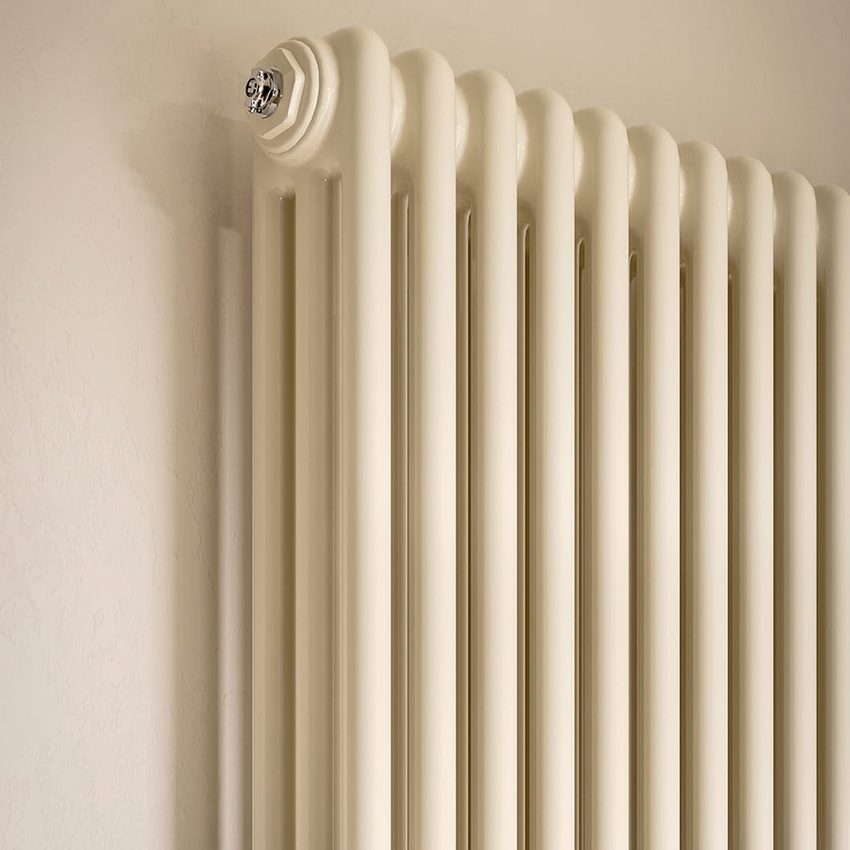 Immagine di Irsap TESI 3 Radiatore 5 elementi H.88,5 L.22,5 P.10,1 cm, colore nero satinato finitura ruvido Cod.30 (con tappi) RT308850530IR02N01