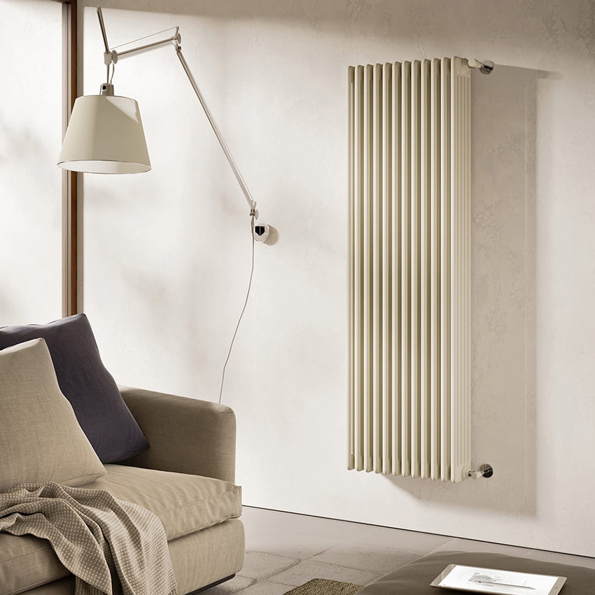 Immagine di Irsap TESI 5 Radiatore 6 elementi H.68,5 L.27 P.17,7 cm, colore bianco standard finitura lucido Cod.01 (senza tappi) RT506850601IRNON01