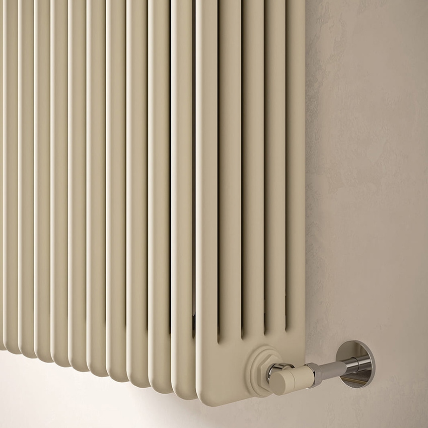 Immagine di Irsap TESI 5 Radiatore 30 elementi H.68,5 L.135 P.17,7 cm, colore bianco standard finitura lucido Cod.01 (senza tappi) RT506853001IRNON01