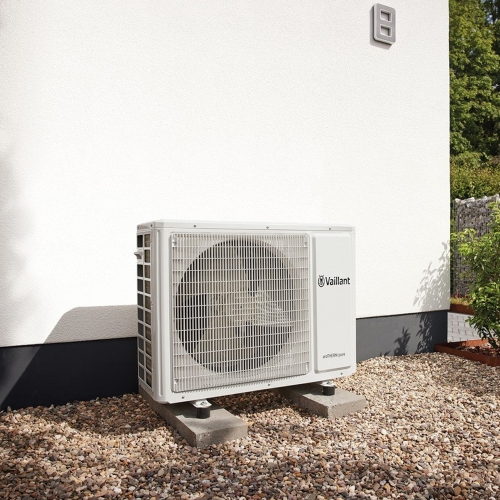 Immagine di Vaillant Kit aroTHERM pure 4 kW 230V VWL 45/7.2 AS S3 Pompa di calore split monofase + VWL 107/7.2 IS modulo murale 8000016283