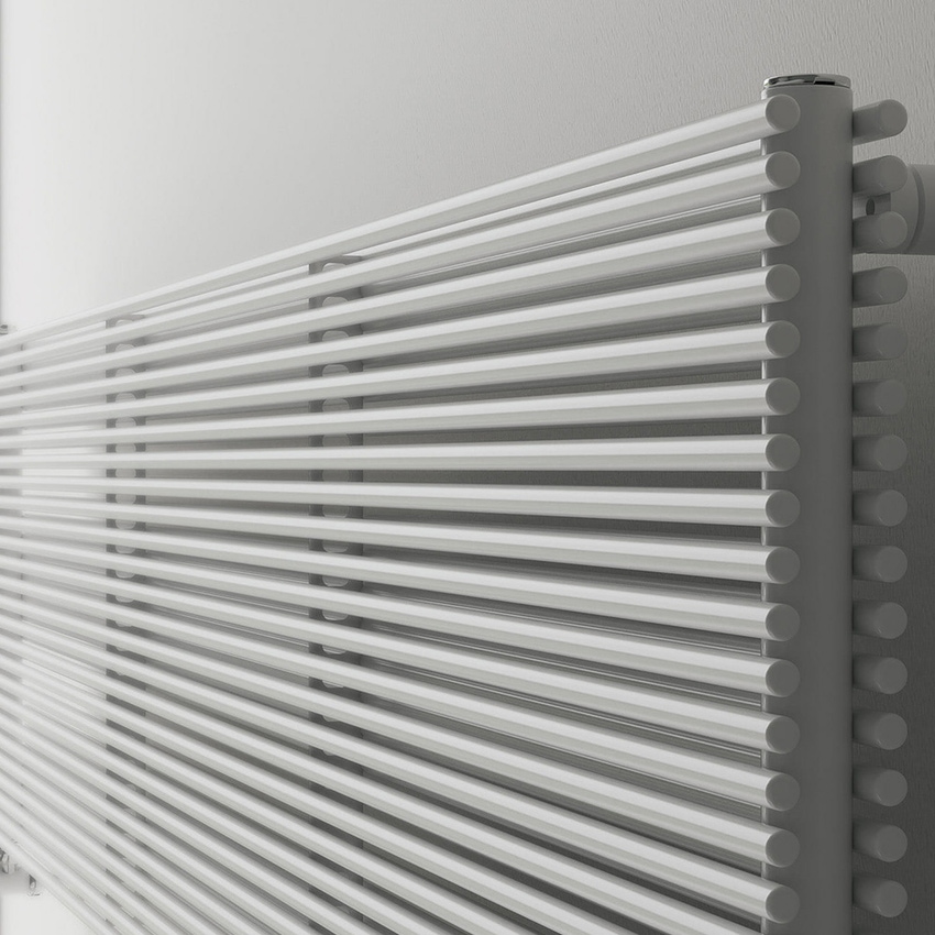 Immagine di Irsap ARPA 12_2 ORIZZONTALE Radiatore 18 elementi L.52 P.5 H.32,8 cm, colore bianco standard finitura lucido Cod.01 A2205201801IR01H01