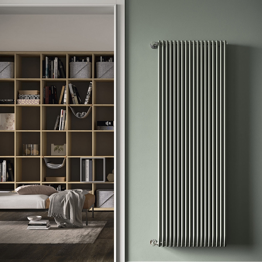 Immagine di Irsap ARPA 23_2 VERTICALE Radiatore 22 elementi L.74,2 P.7 H.202 cm, colore bianco standard finitura lucido Cod.01 SI220202201IR01A01