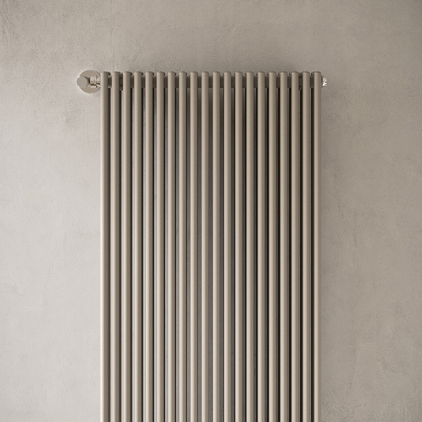 Immagine di Irsap ARPA18_2 VERTICALE Radiatore 26 elementi, H.182 L.70,3 P.6,2 cm, colore bruno tabacco finitura ruvido Cod.1B A281820261BIR01A