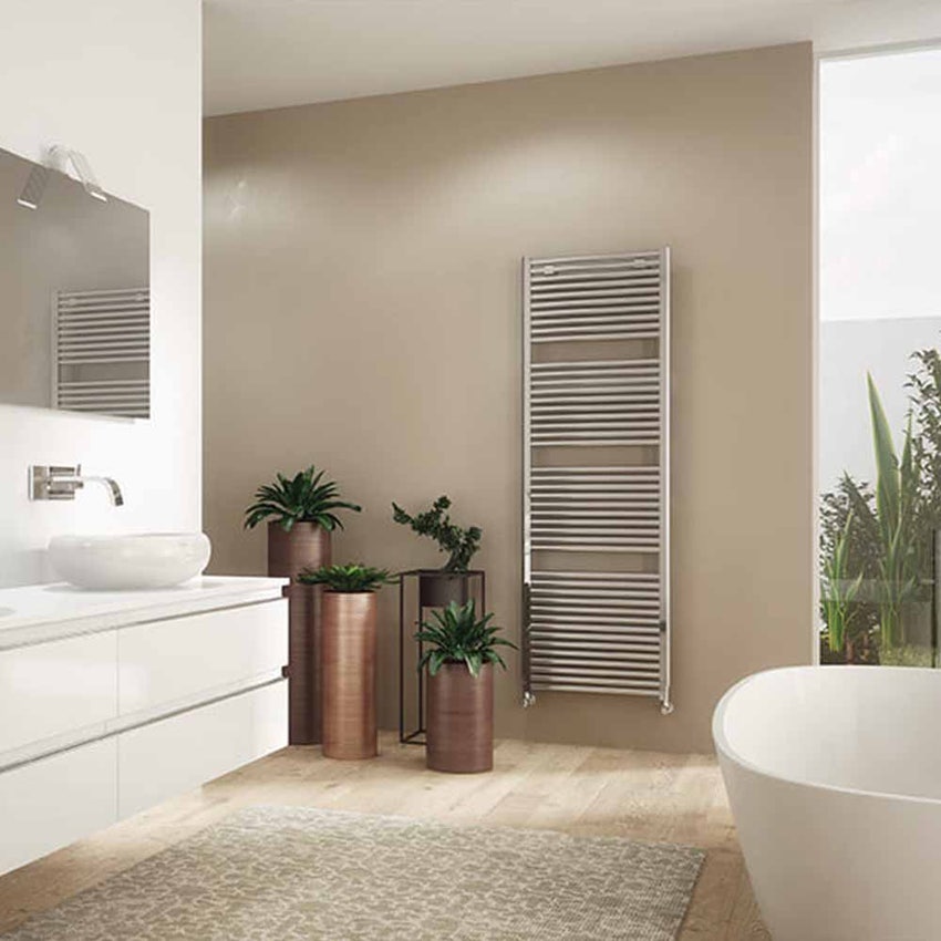 Immagine di Irsap NOVO CROMATO scaldasalviette, 29 tubi, 2 intervalli, H.119,6 L.45 P.3 cm, finitura cromo Cod.50 NLM045B50IR01NNN02