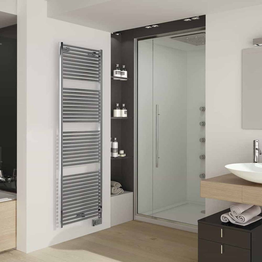 Immagine di Irsap NOVO CROMATO ELETTRICO scaldasalviette 36 tubi H.152 L.60 P.3 cm con modulo bluetooth integrato, finitura cromo Cod.50 NLL060Y50IR01NNN