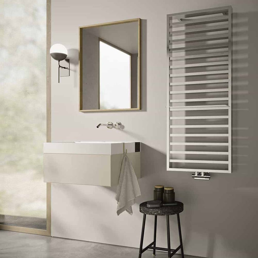 Immagine di Irsap IT IS radiatore 13 tubi H.81,2 L.60 P.7 cm, finitura cromo Cod.50 ITP060B50IR01NNN01