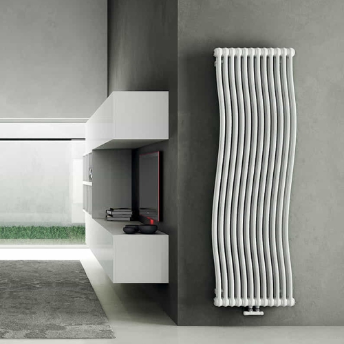 Immagine di Irsap TESI RUNNER radiatore 8 elementi, H.200,2 L.39,1 P.6,5 cm, colore bianco standard finitura lucido Cod.01 RN220000801IR02N02