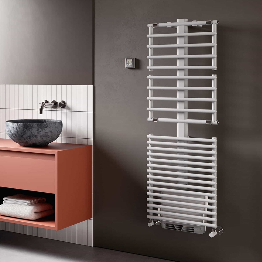 Immagine di Irsap GET UP AIR MIX scaldasalviette, 20 tubi, 1 intervallo, H.112,4 L.55 P.12,2 cm, colore bianco standard finitura lucido Cod.01 GCM055B01IR01NNN01